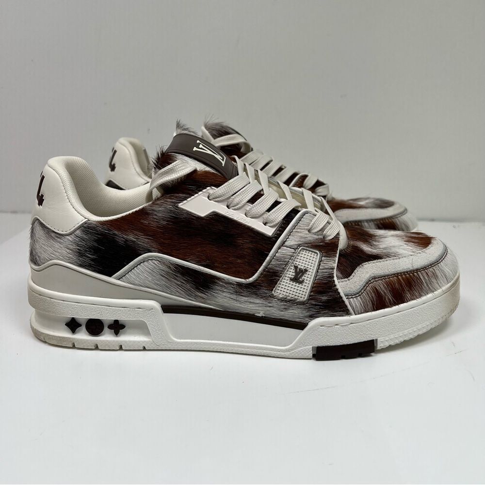 Louis Vuitton LV Trainer Sneaker in a brown pony-style calf leather Size 8 US 9 - Picture 2 of 9
